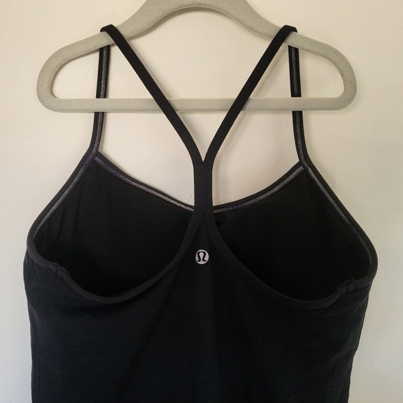 VGUC Lululemon Power Y Back Shelf Bra Tank Black Size 6 - Picture 3 of 9
